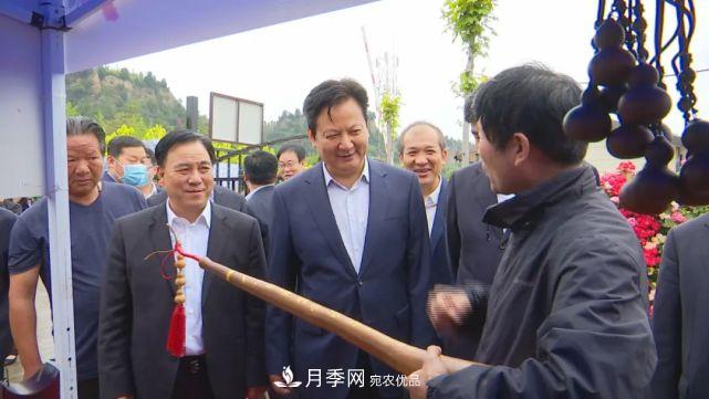 陜西韓城第二屆月季文化產(chǎn)業(yè)發(fā)展大會(huì )盛大開(kāi)幕(圖4)
