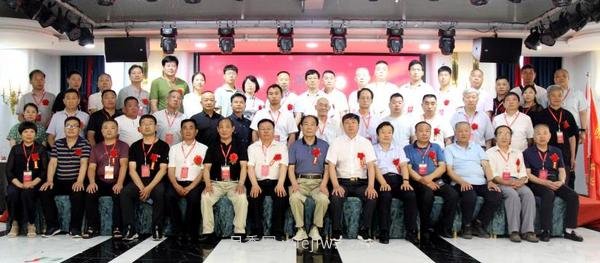 駐馬店市成立中藥材協(xié)會(huì )(圖3)