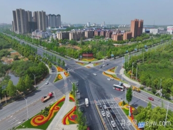 湖南寧鄉：萬(wàn)株月季齊綻放，扮靚城市生態(tài)新風(fēng)景